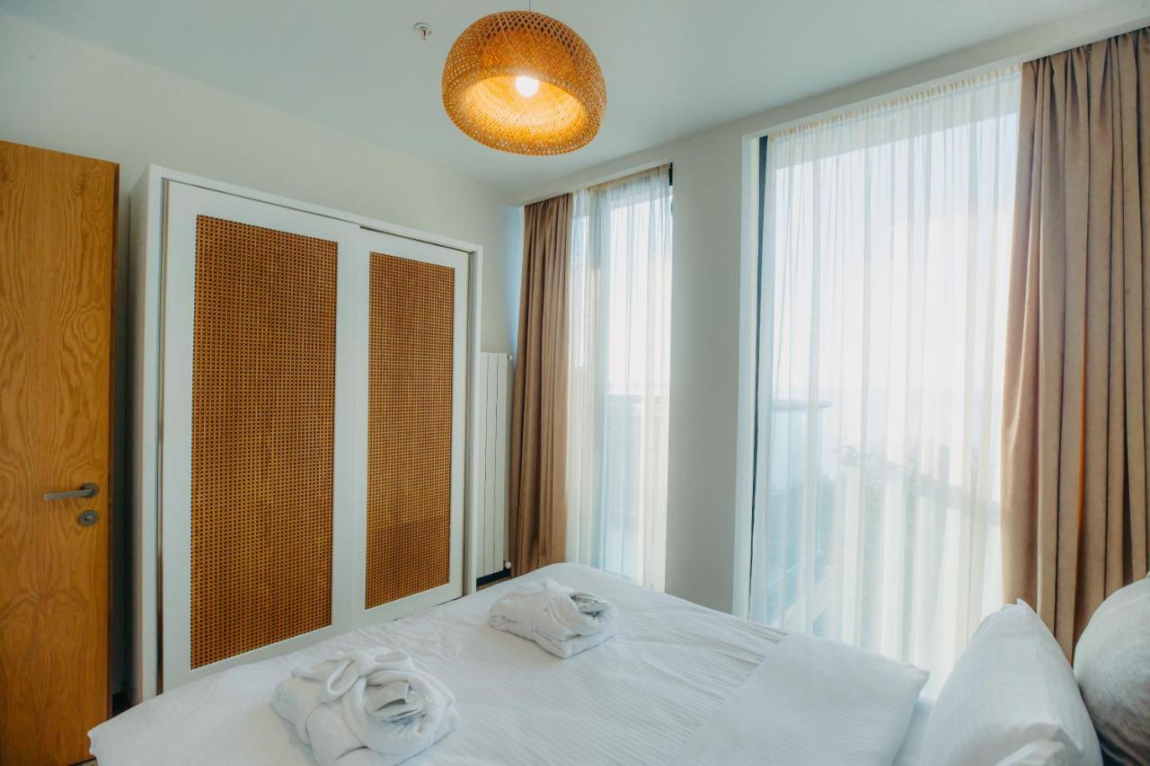 Capo Verde Hotel 巴统 外观 照片